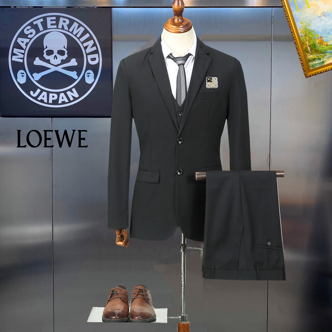 Loewe Business Suit